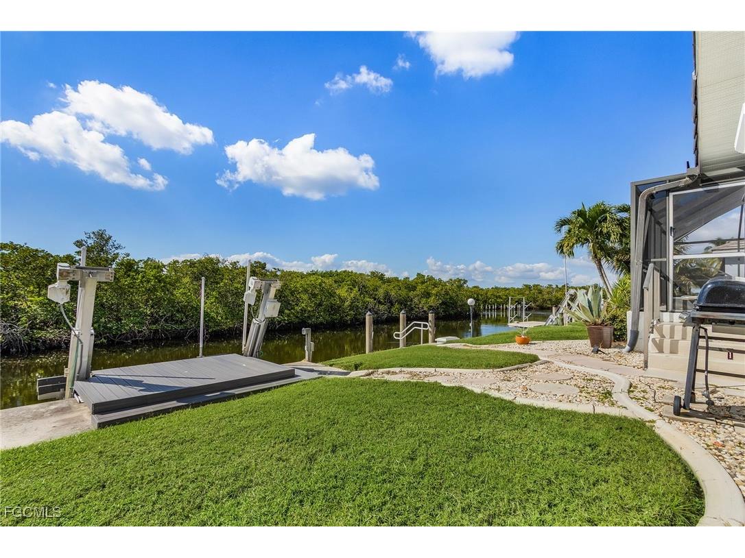 609 Macedonia Drive Punta Gorda FL 33950 2025018206 image25