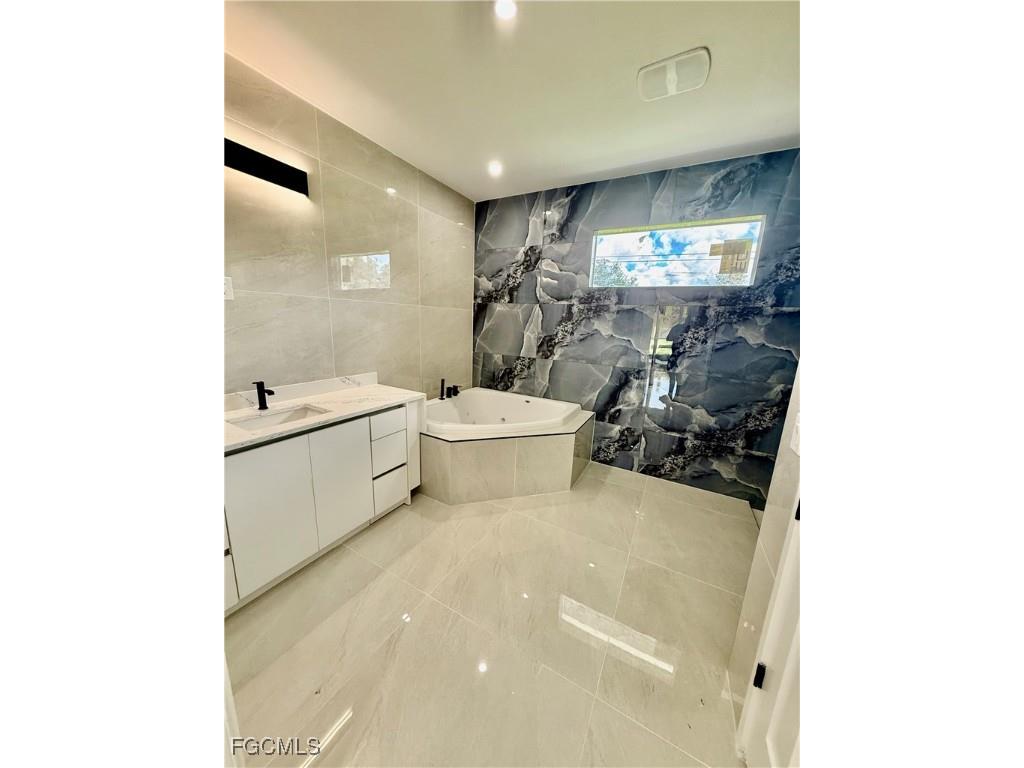 609 Mckinley Avenue Lehigh Acres FL 33972 2025011633 image25