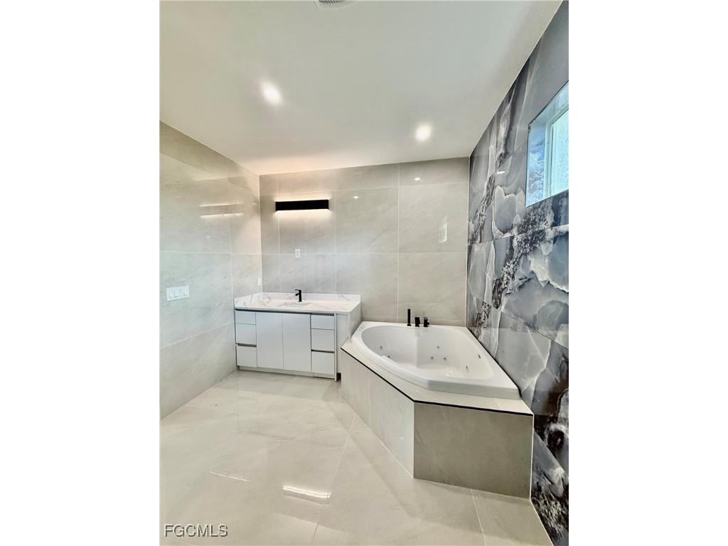 609 Mckinley Avenue Lehigh Acres FL 33972 2025011633 image27