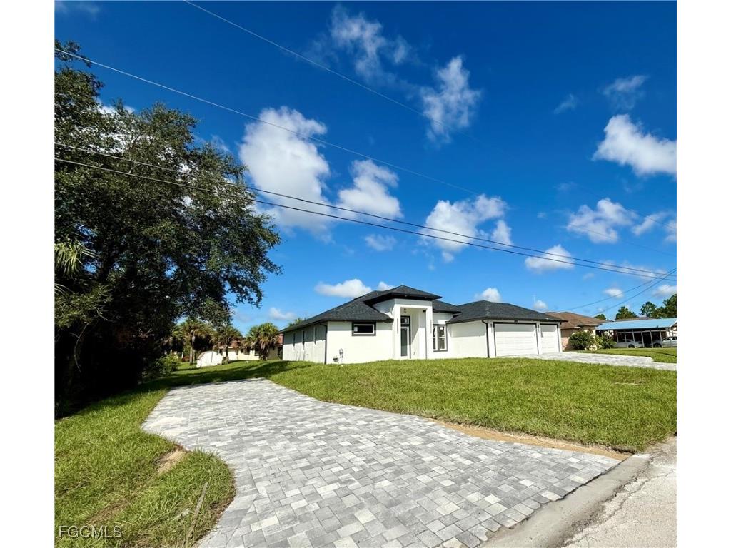 609 Mckinley Avenue Lehigh Acres FL 33972 2025011633 image3