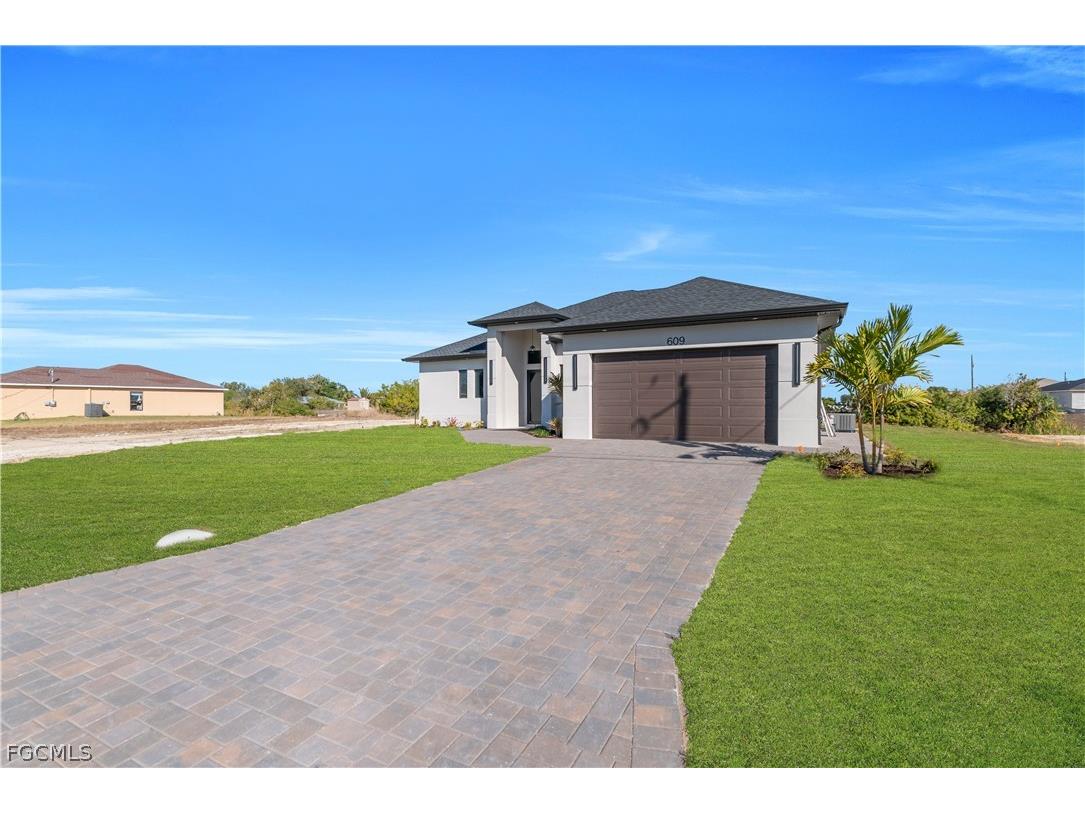 609 NE 11th Terrace Cape Coral FL 33909 2026007201 image10