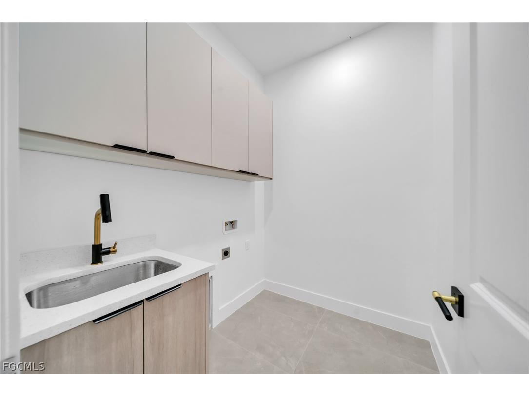 609 NE 11th Terrace Cape Coral FL 33909 2026007201 image30