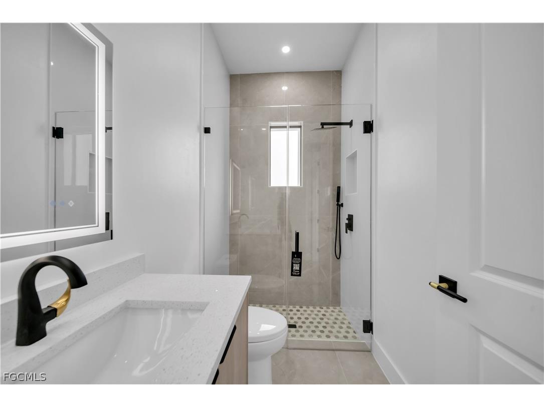 609 NE 11th Terrace Cape Coral FL 33909 2026007201 image35