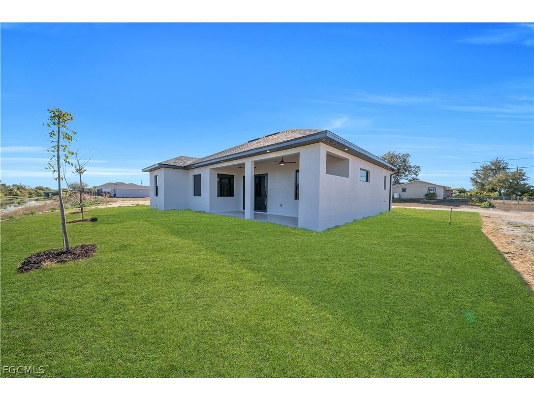 609 NE 11th Terrace Cape Coral FL 33909 2026007201 image44
