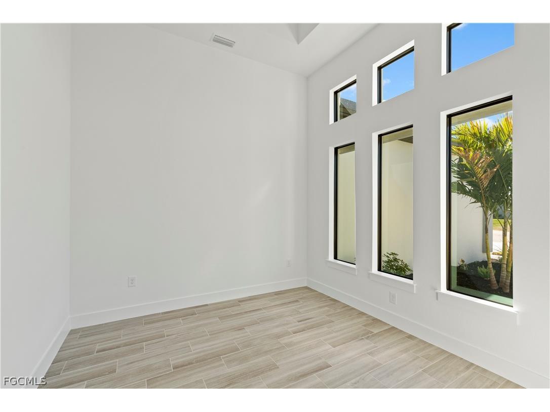 609 NW 39th Avenue Cape Coral FL 33993 2026010194 image44