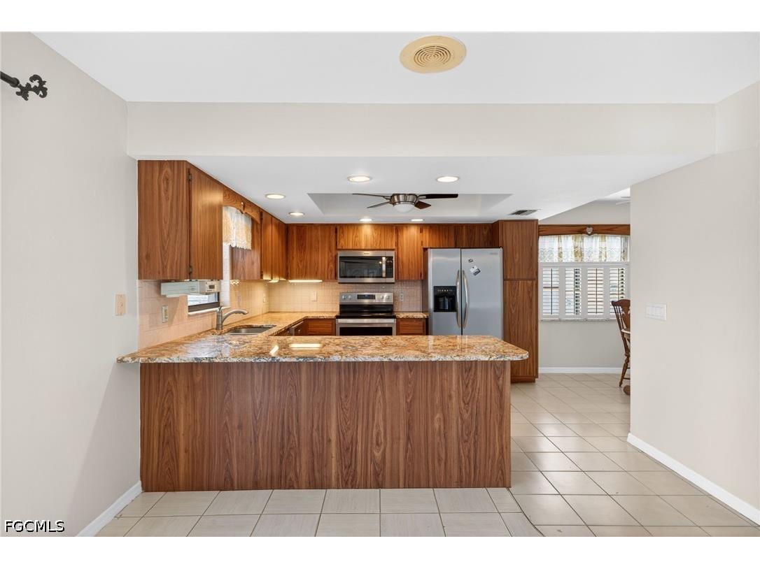 609 SE 21st Street Cape Coral FL 33990 2026023048 image14