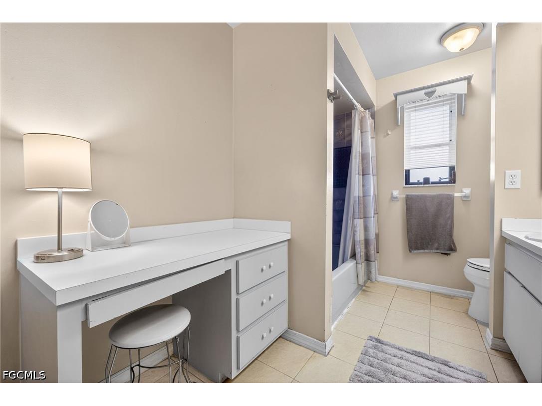 609 SE 21st Street Cape Coral FL 33990 2026023048 image24