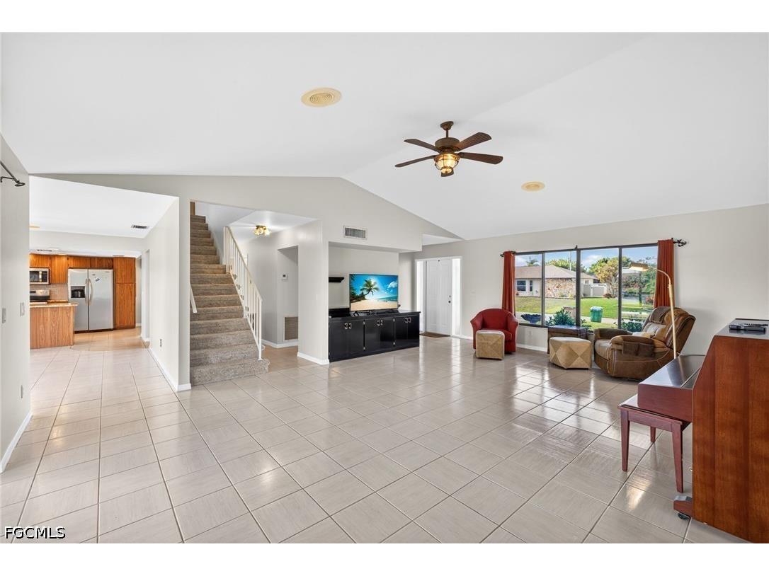 609 SE 21st Street Cape Coral FL 33990 2026023048 image7