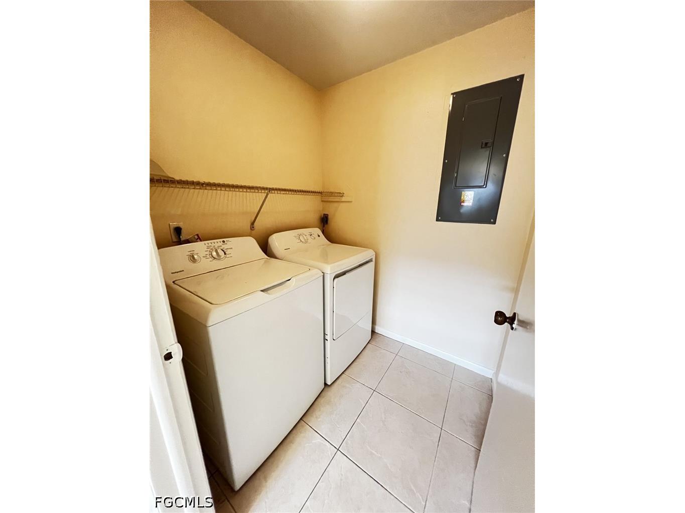609 SE 23rd Place #1 Cape Coral FL 33990 2026026302 image11