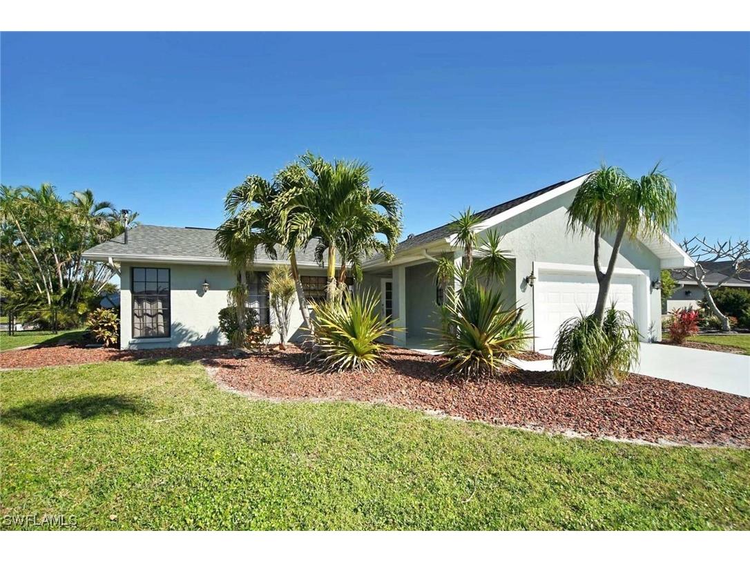 609 SE 28th Terrace Cape Coral FL 33904 223013928 image1