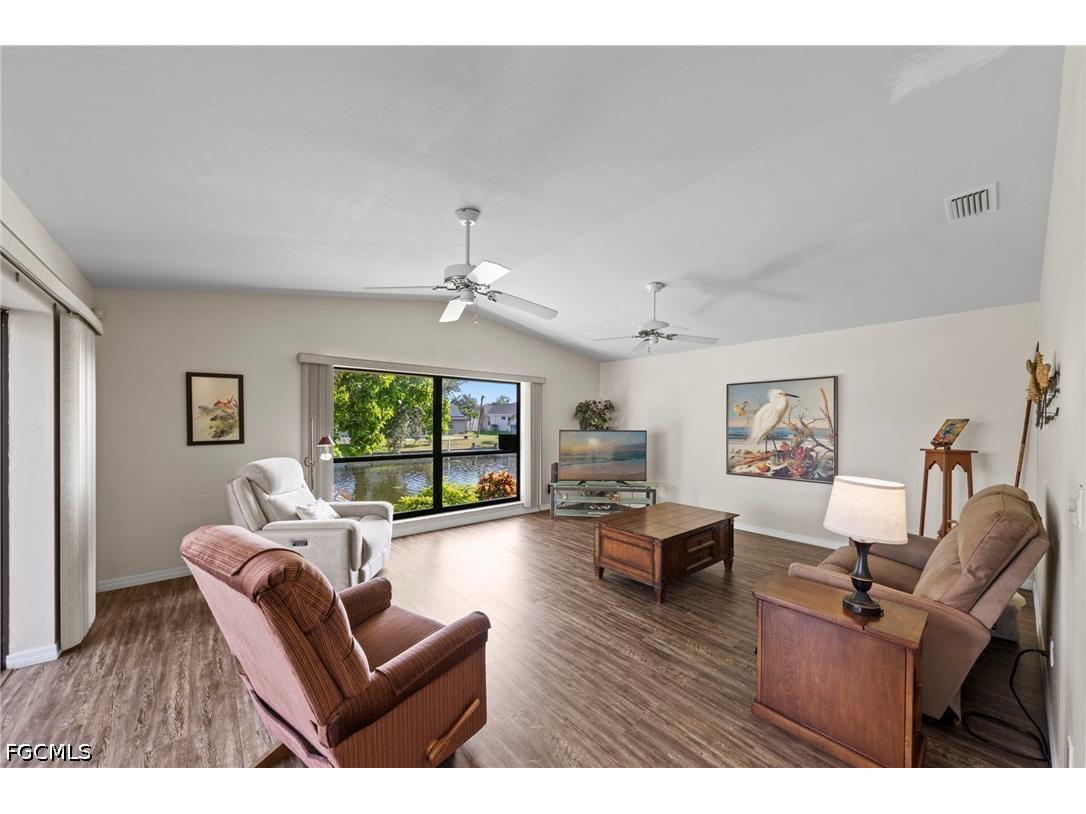 609 SW 35th Terrace Cape Coral FL 33914 2026028973 image7