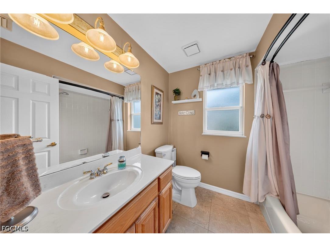 6090 Anchorline Court North Fort Myers FL 33917 2026029793 image15