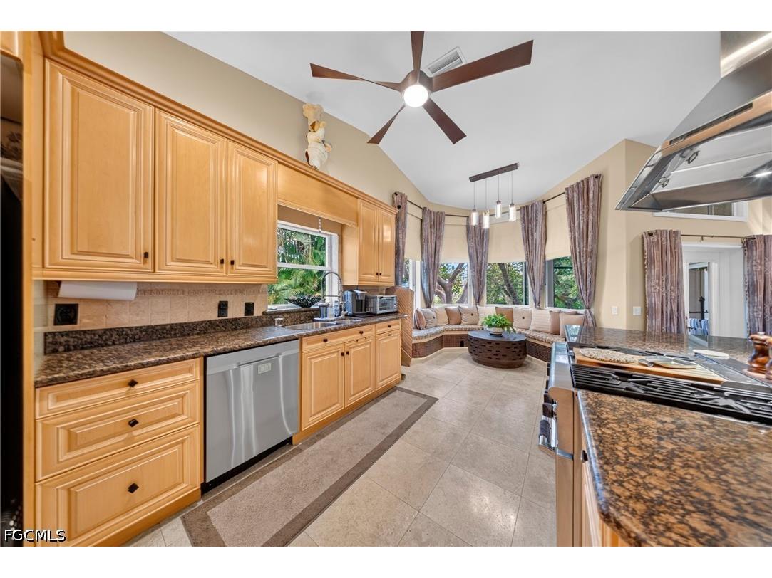 6090 Anchorline Court North Fort Myers FL 33917 2026029793 image24