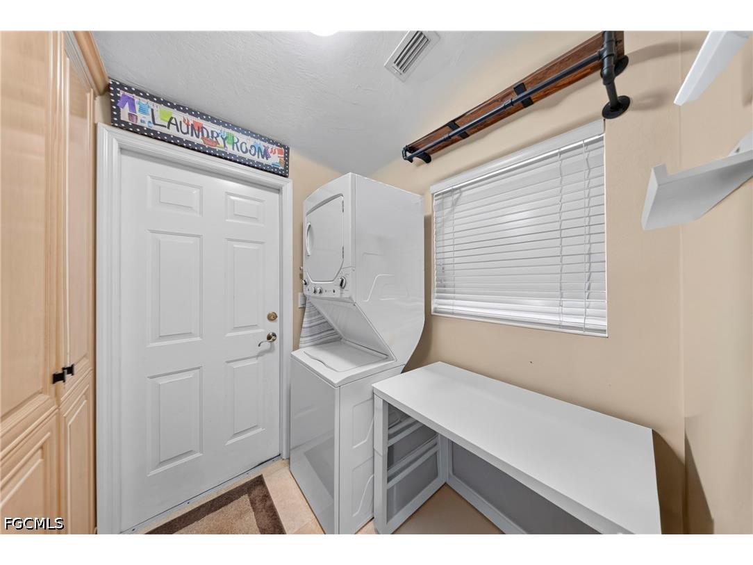 6090 Anchorline Court North Fort Myers FL 33917 2026029793 image27