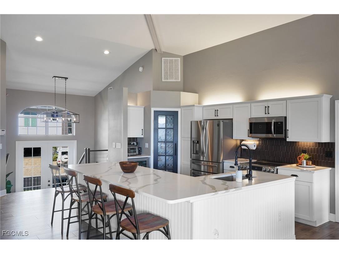 6090 Tidewater Island Circle Fort Myers FL 33908 2025022596 image2