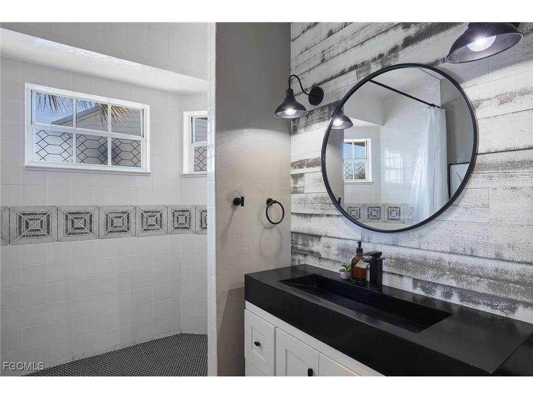 6090 Tidewater Island Circle Fort Myers FL 33908 2025022596 image20