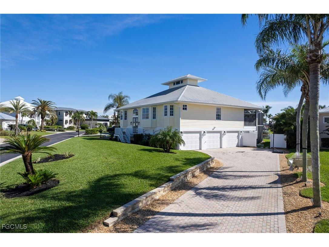 6090 Tidewater Island Circle Fort Myers FL 33908 2025022596 image40