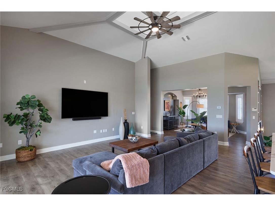6090 Tidewater Island Circle Fort Myers FL 33908 2025022596 image7