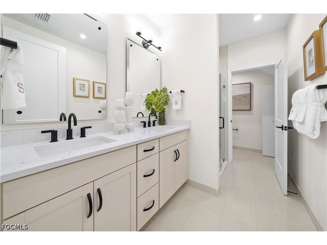 6092 Barbara Circle Naples FL 34112 225044705 image20