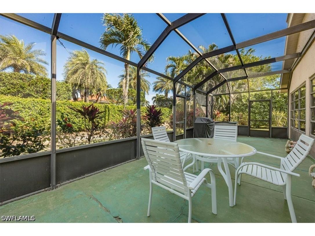 6094 Westbourgh Drive Naples FL 34112 226013398 image21