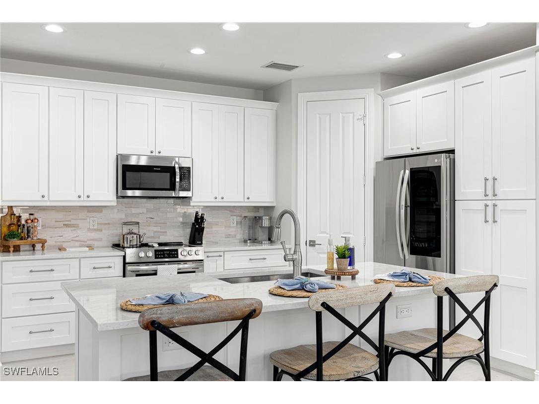 6096 Dogleg Drive Naples FL 34113 225072516 image17