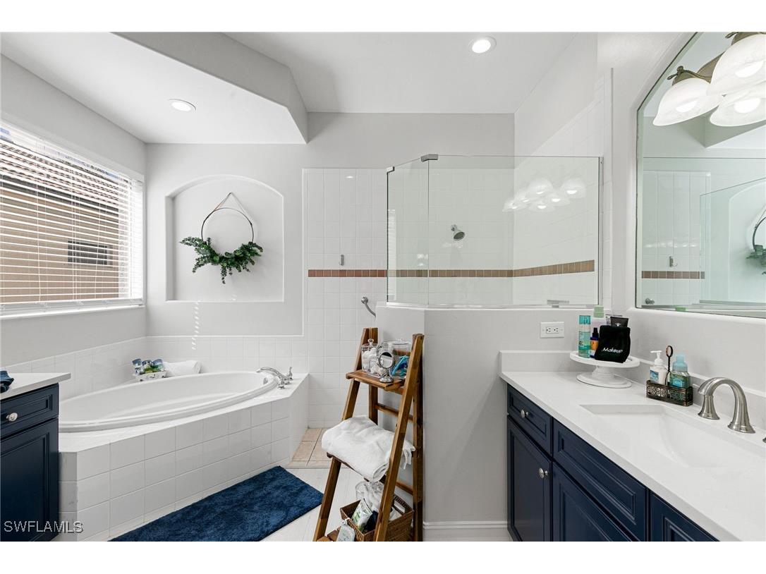 6096 Dogleg Drive Naples FL 34113 225072516 image24