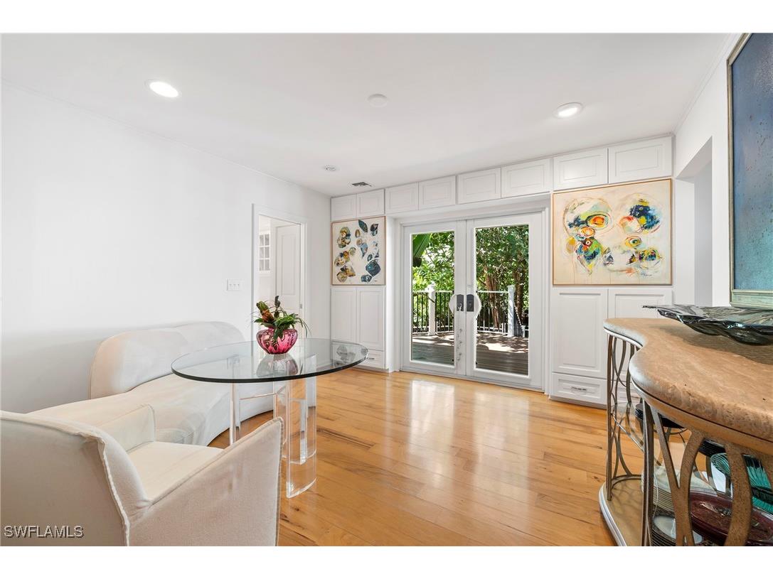 61 12th Avenue S Naples FL 34102 225068073 image10