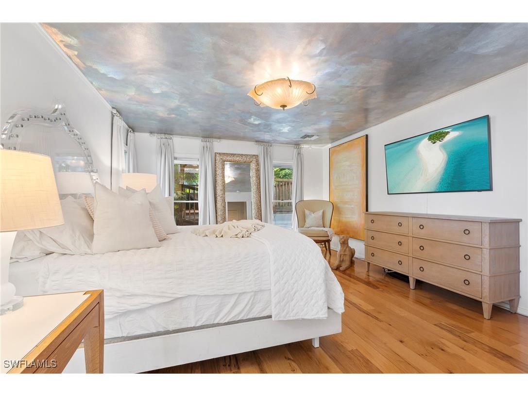 61 12th Avenue S Naples FL 34102 225068073 image21