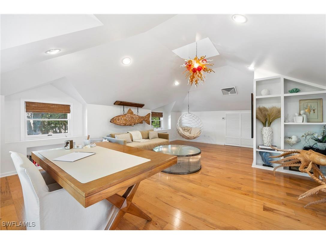 61 12th Avenue S Naples FL 34102 225068073 image26