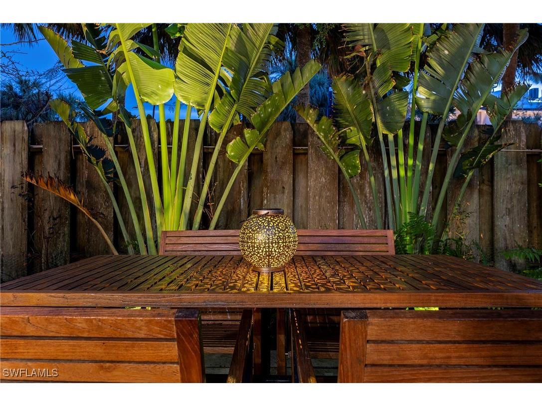 61 12th Avenue S Naples FL 34102 225068073 image6