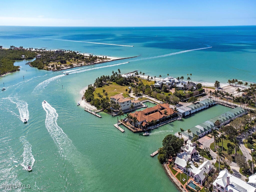 61 Cove Lane Naples FL 34102 225057439 image1