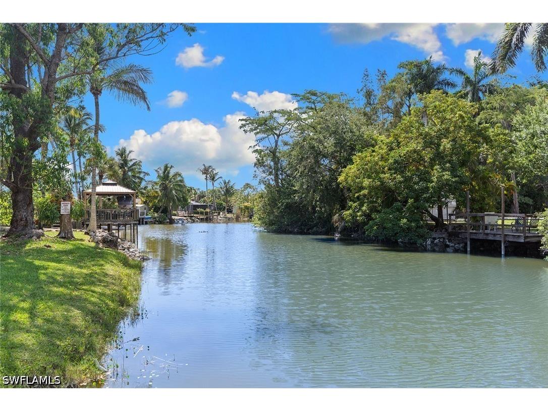 61 Constitution Drive Naples FL 34112 226020305 image40