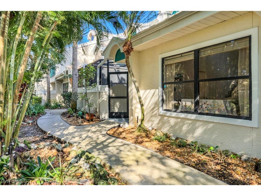 61 Emerald Woods Drive #D9 Naples FL 34108 224015775 image1