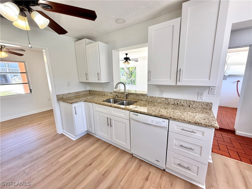 61 Glenmont Drive W North Fort Myers FL 33917 225039842 image7