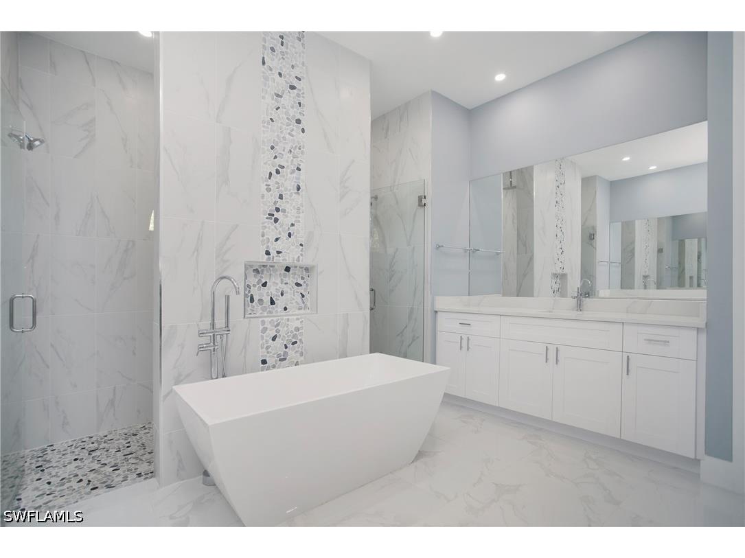 610 25th Avenue NW Naples FL 34120 226019190 image31