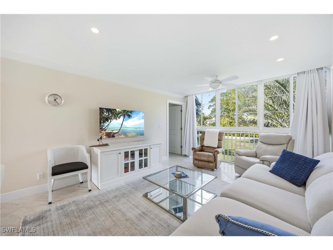 610 Broad Avenue S #J610 Naples FL 34102 225083961 image5