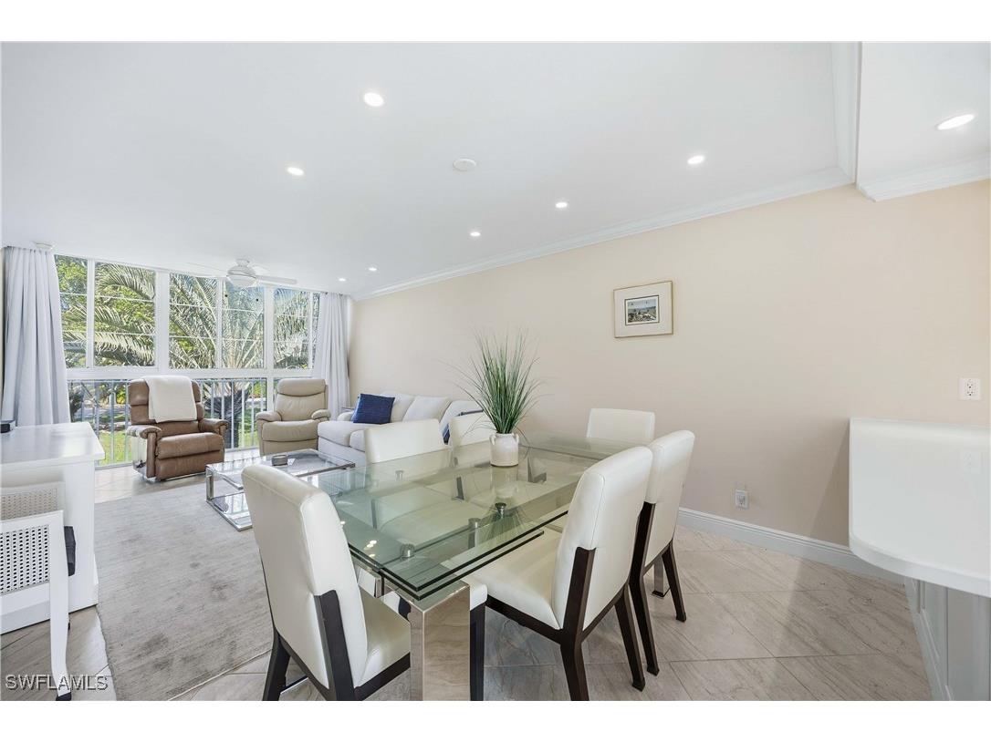 610 Broad Avenue S #J610 Naples FL 34102 225083961 image8