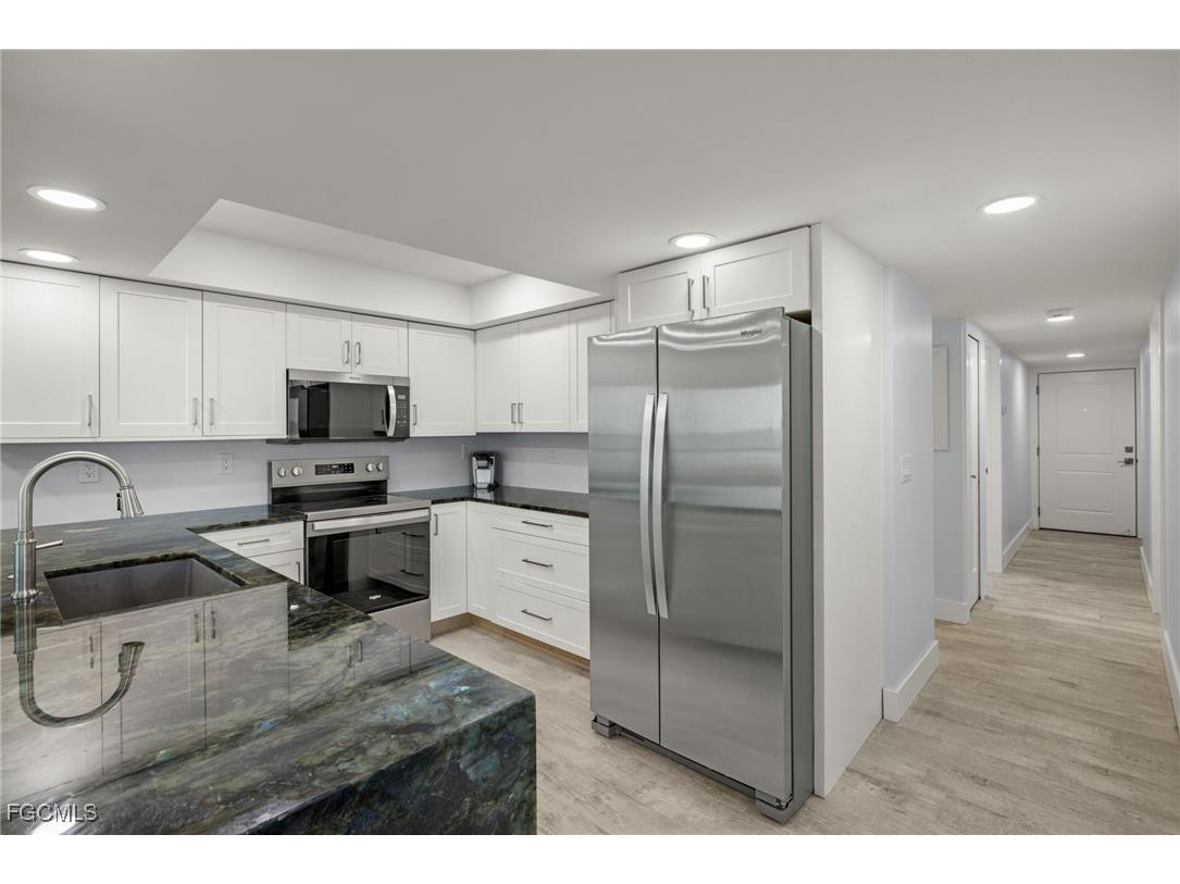 610 Donax Street #111 Sanibel FL 33957 2025011590 image14