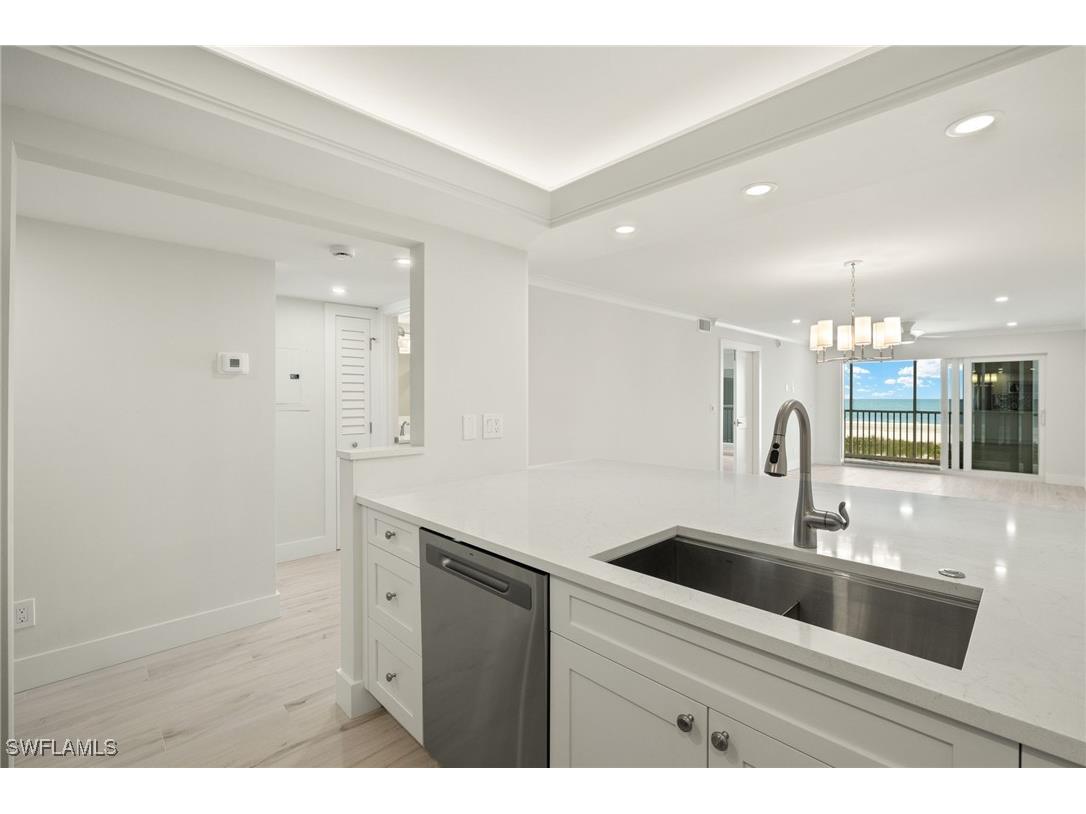 610 Donax Street #113 Sanibel FL 33957 225043159 image9