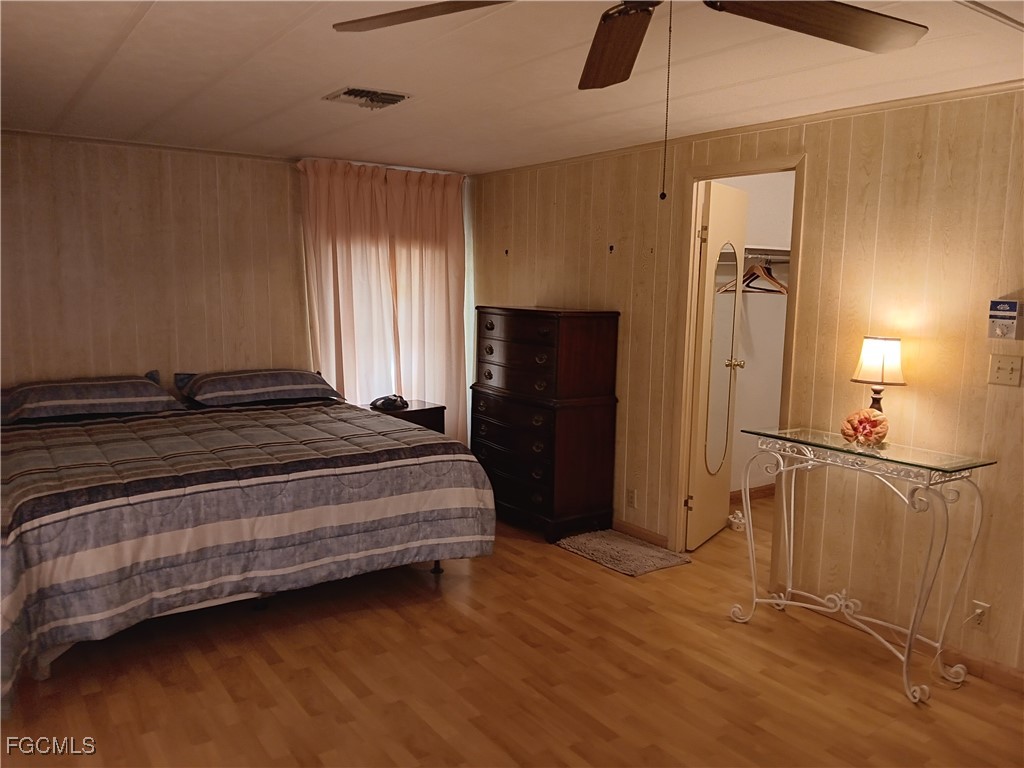 610 Friendly Place North Fort Myers FL 33917 2026003829 image2