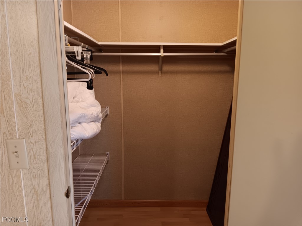 610 Friendly Place North Fort Myers FL 33917 2026003829 image9