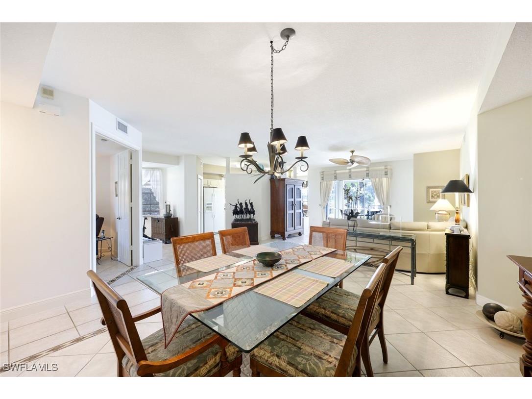 610 Laguna Royale Boulevard #1001 Naples FL 34119 226005975 image15