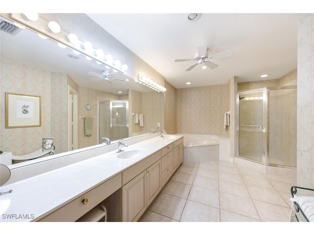 610 Laguna Royale Boulevard #1001 Naples FL 34119 226005975 image19
