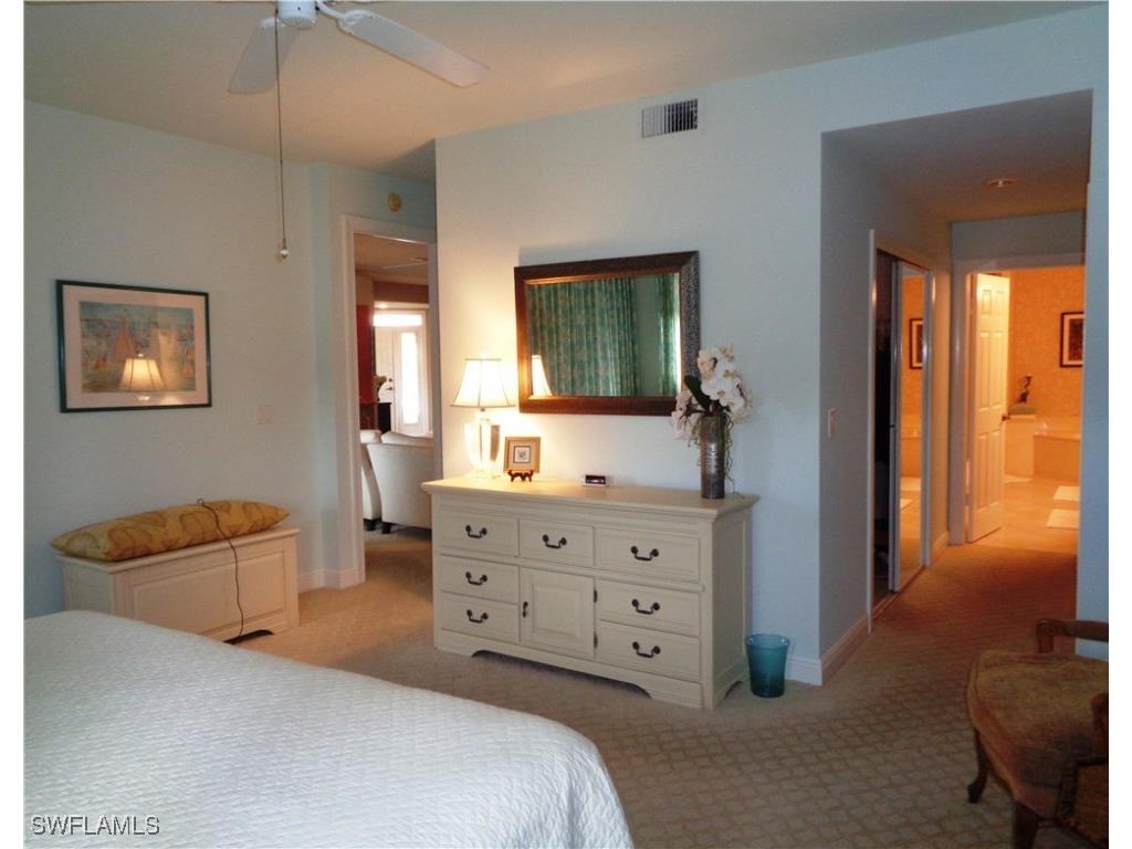 610 Laguna Royale Boulevard #1002 Naples FL 34119 225059135 image31