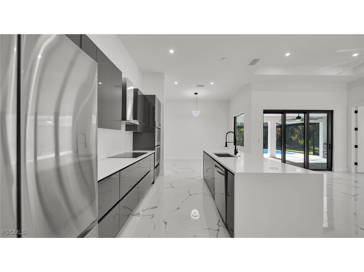 610 NW 1st Street Cape Coral FL 33993 2025019088 image10