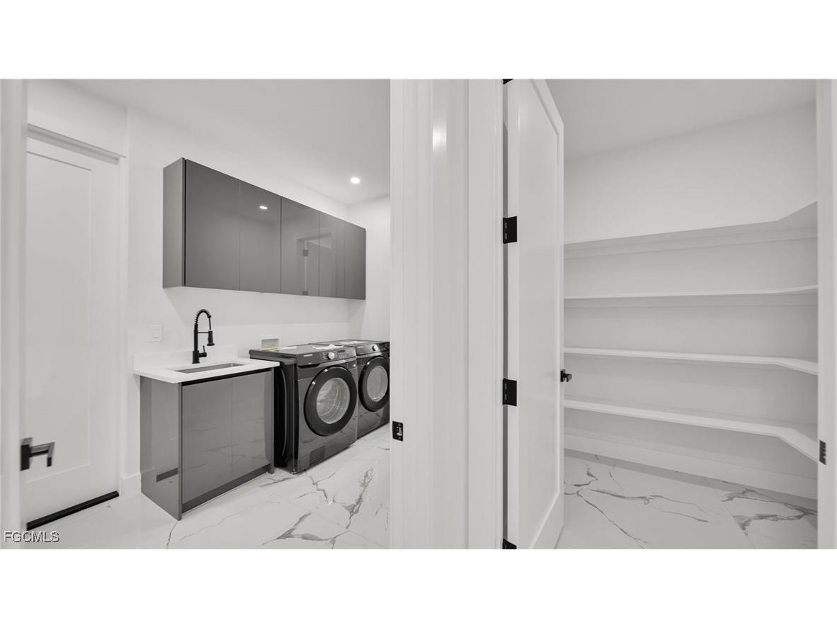 610 NW 1st Street Cape Coral FL 33993 2025019088 image11