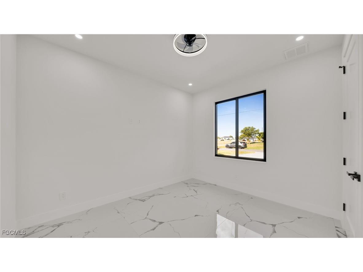 610 NW 1st Street Cape Coral FL 33993 2025019088 image14