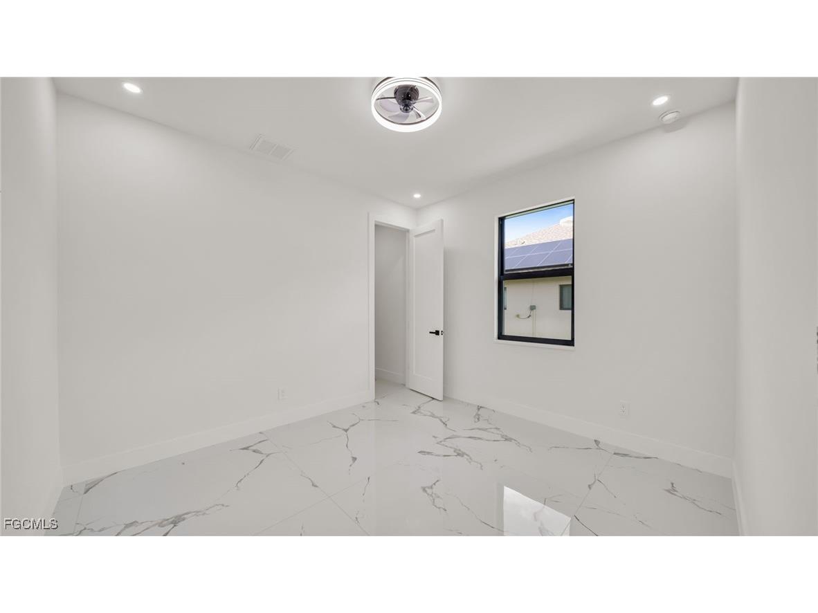 610 NW 1st Street Cape Coral FL 33993 2025019088 image21