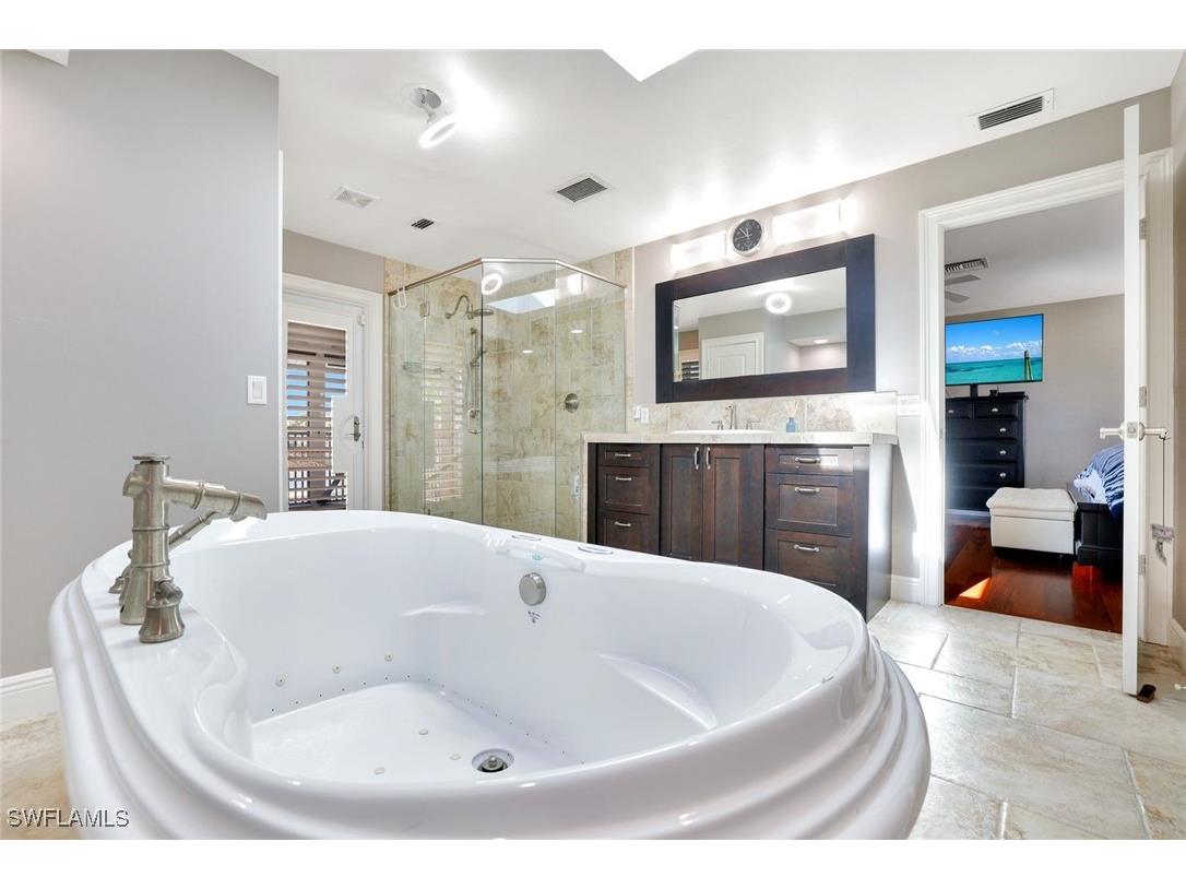 610 Partridge Court Marco Island FL 34145 225083149 image15