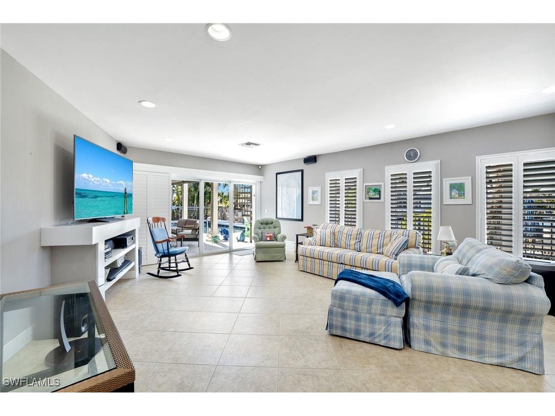 610 Partridge Court Marco Island FL 34145 225083149 image8